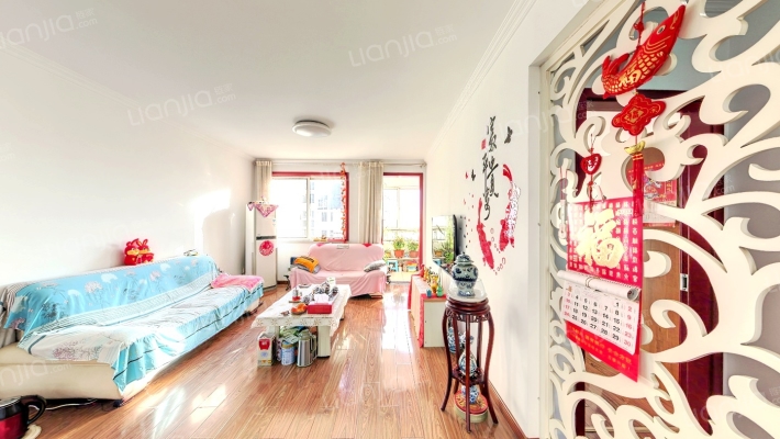 万合华庭二手房实景图