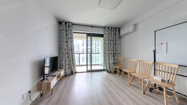 新桥风情二手房实景图