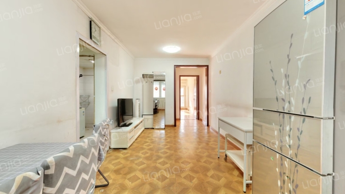 青塔南里二手房实景图