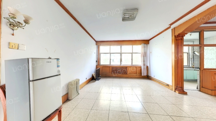 职业学院生活区二手房实景图