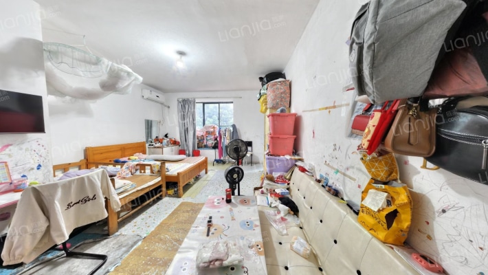 蠡墅花园天韵苑二手房实景图