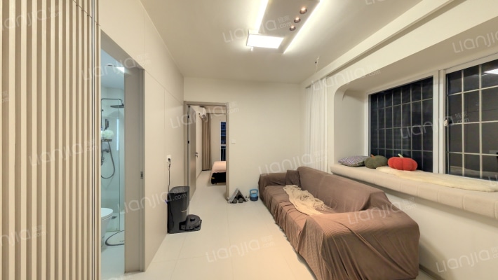 东岳公寓二手房实景图