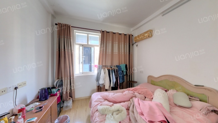 梨园路二手房实景图