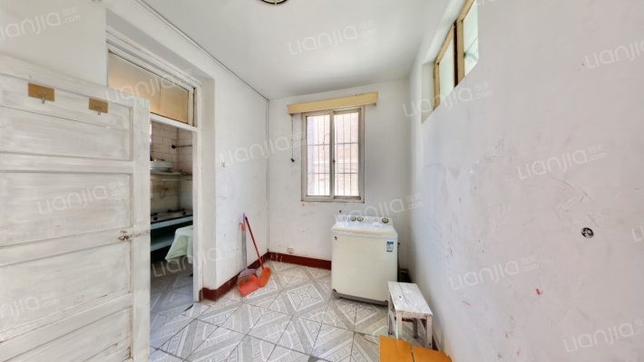 公园路东街10号院二手房实景图