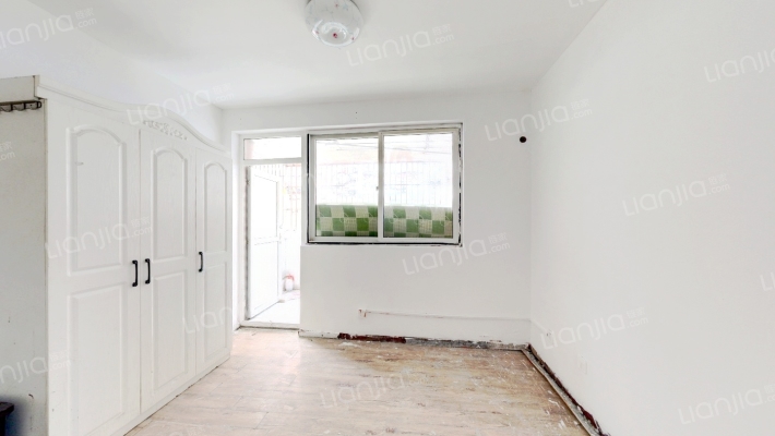 泰宸新苑二手房实景图