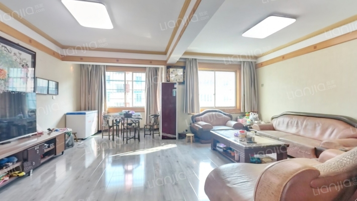 万达花园二手房实景图