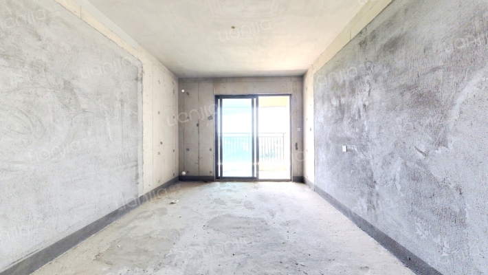 雅居乐龙湖常乐府二手房实景图