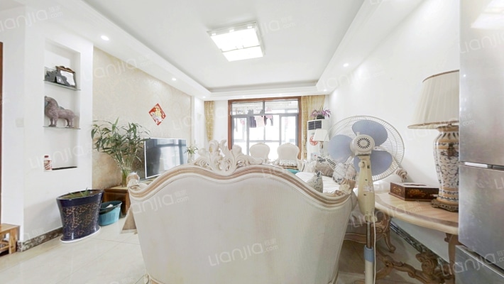 水秀江南花园二手房实景图