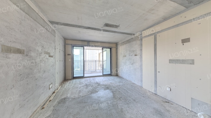 轨道中建麓江府二手房实景图