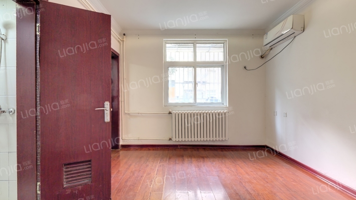 市委家属院二手房实景图