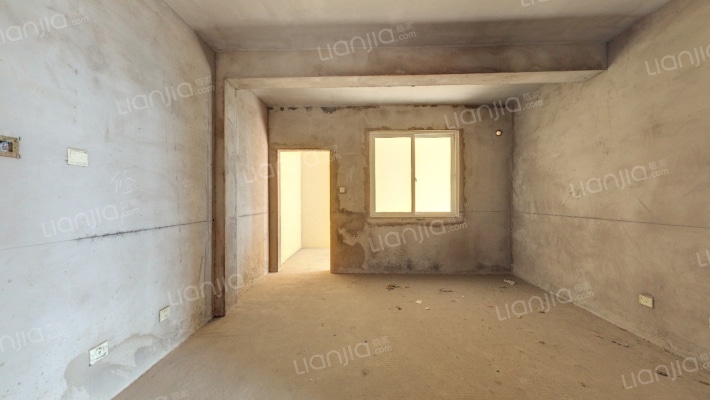 兴昌墨荷名邸二手房实景图