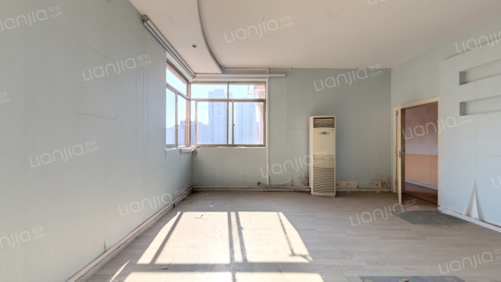 新华大厦二手房实景图