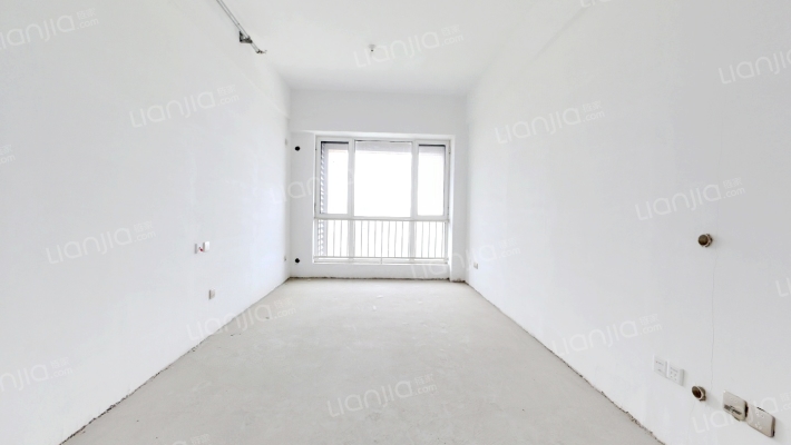 鲁商蓝岸丽舍二手房实景图