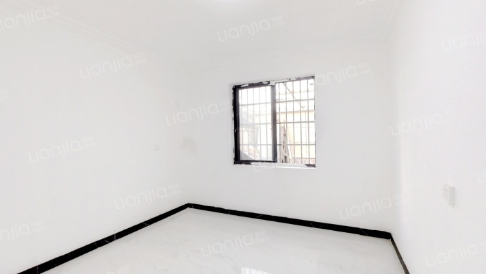 航南公寓二手房实景图