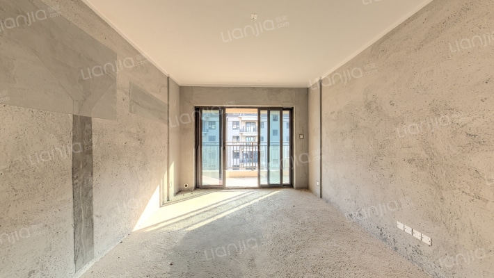 美的国宾府二手房实景图