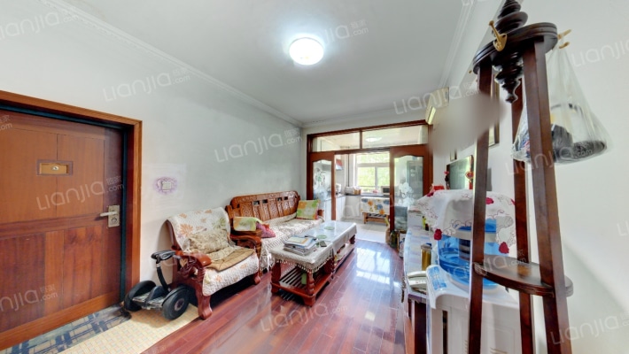 龙畔金泉一期二手房实景图