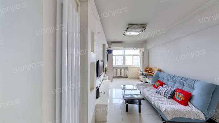 国贸大厦写字楼二手房实景图