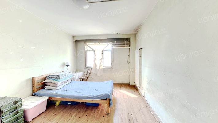 昆宏里二手房实景图