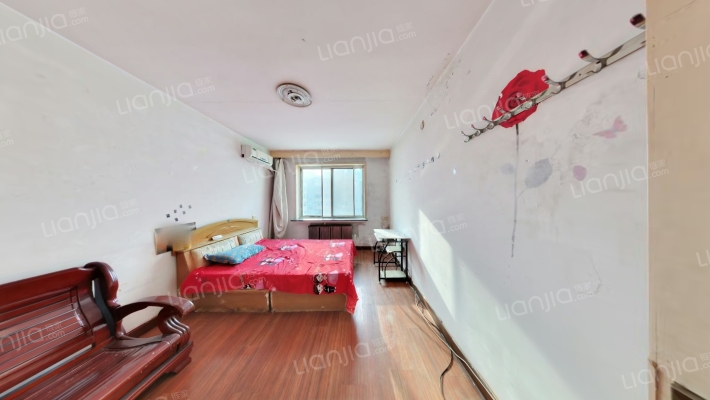 巴兰河街二手房实景图