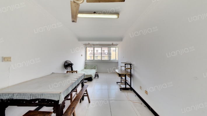 龙景花苑一区二手房实景图