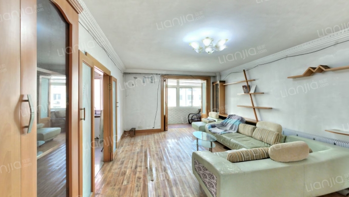 机段里铁路小区二手房实景图