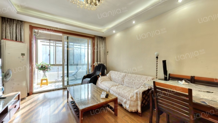 枫情水岸二手房实景图