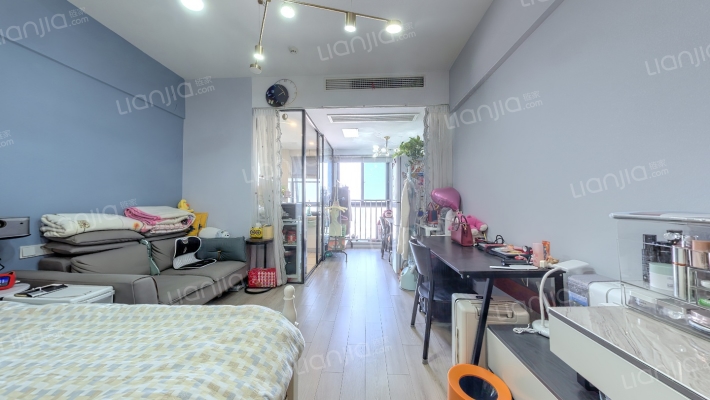 江畔国际二手房实景图