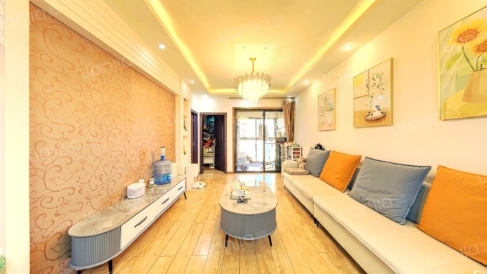 滨江俊园二手房实景图