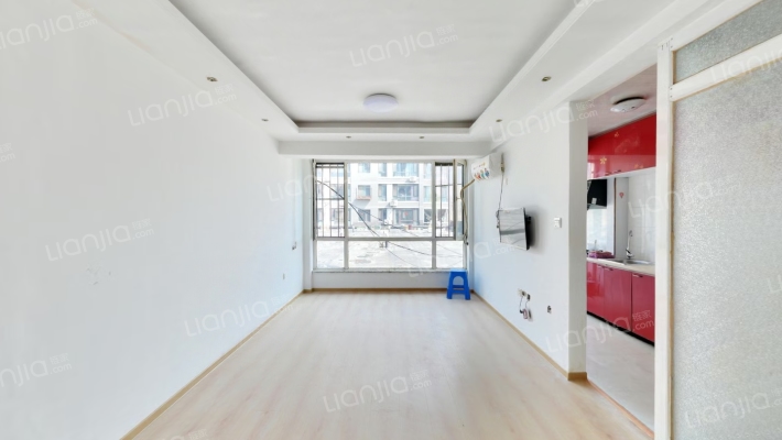 水印蓝庭二手房实景图