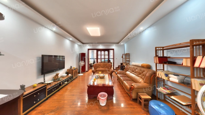 雅舍河畔二手房实景图