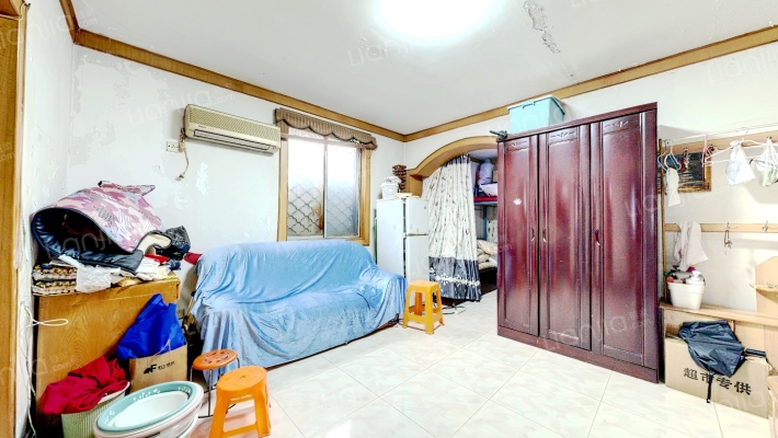 粮油运输公司宿舍二手房实景图