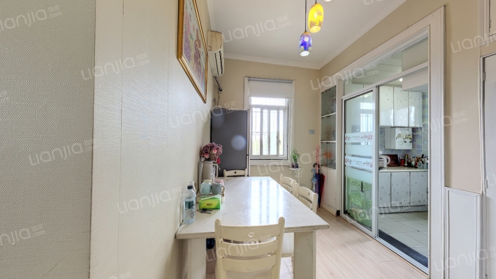 钟灵街105号二手房实景图