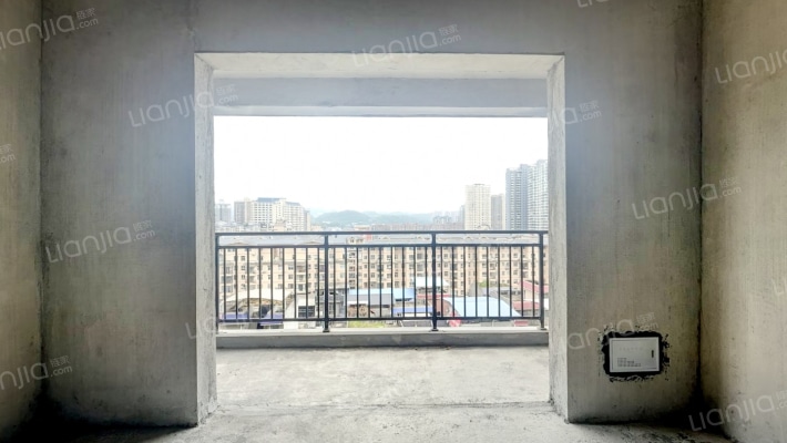 碧翠山庄二手房实景图