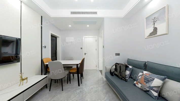 拖拉机厂东舍二手房实景图