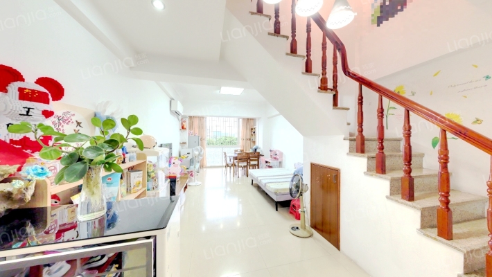 未来橙堡二手房实景图