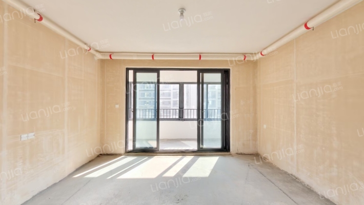 龙湖鑫基华德·天璞二手房实景图