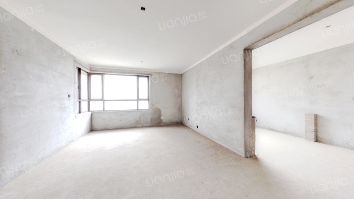 弘建公园国际二手房实景图