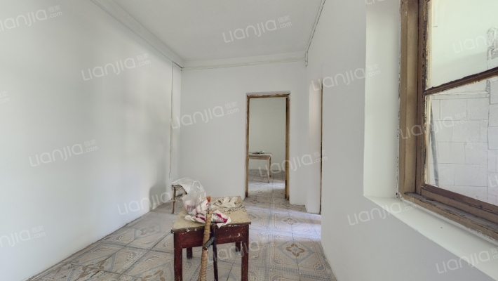 拦江路二手房实景图