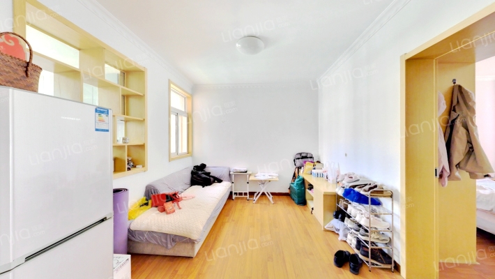 宋艾新村二期二手房实景图