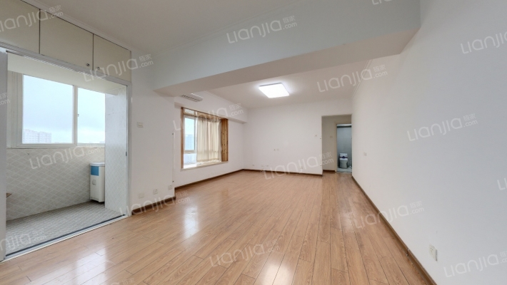 瑞鑫摩天城二手房实景图