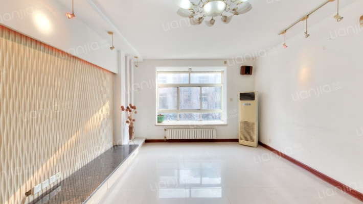 汇宝花园二手房实景图