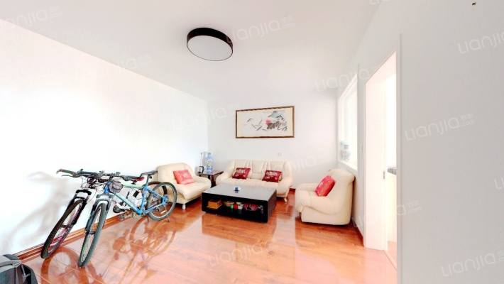 第一国际二手房实景图