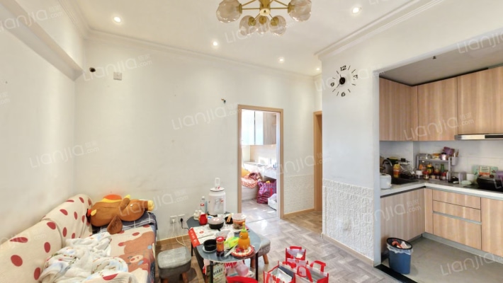 四季花语六期二手房实景图