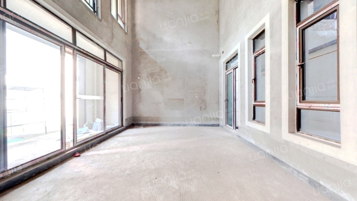 金科御临河月梅沙二手房实景图