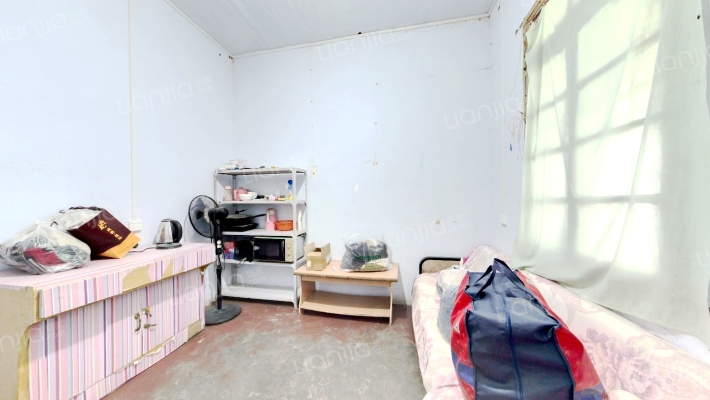 襄客隆家属院二手房实景图