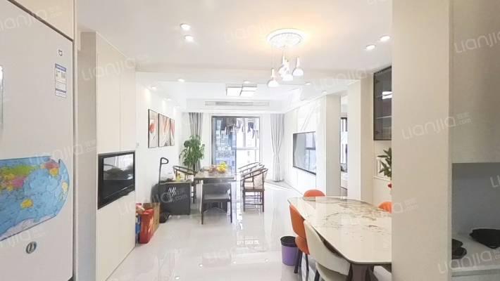 江南春城南区二手房实景图