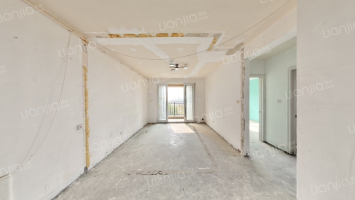 新城柏丽湾二手房实景图