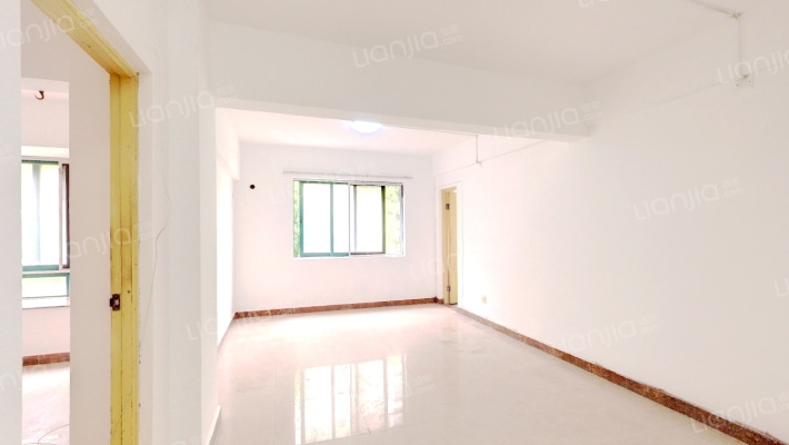 华逸阁二手房实景图