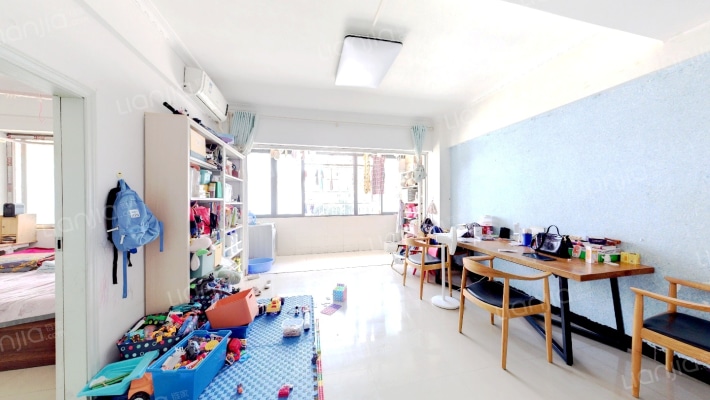 新新花园二手房实景图