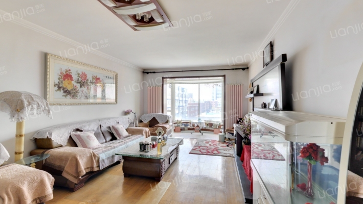 德润大厦二手房实景图